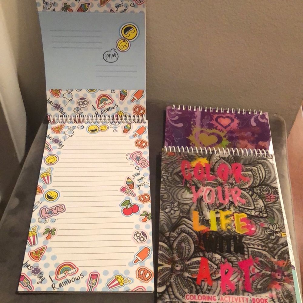 Iscream Activity Notebooks - Picture 2 of 4